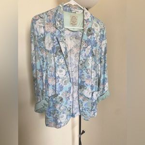 Aritzia Talula Light Blue Floral Relaxed Blazer - SIZE 2